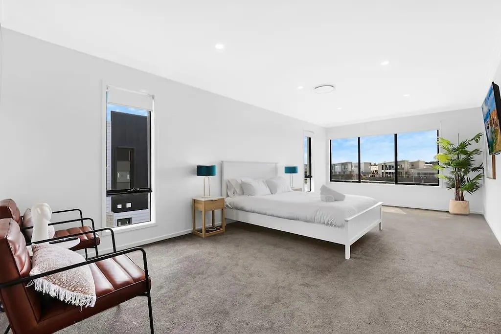 Apartment Canal Bliss 4Br Waterfront Hope Island Home Gold Coast Australia